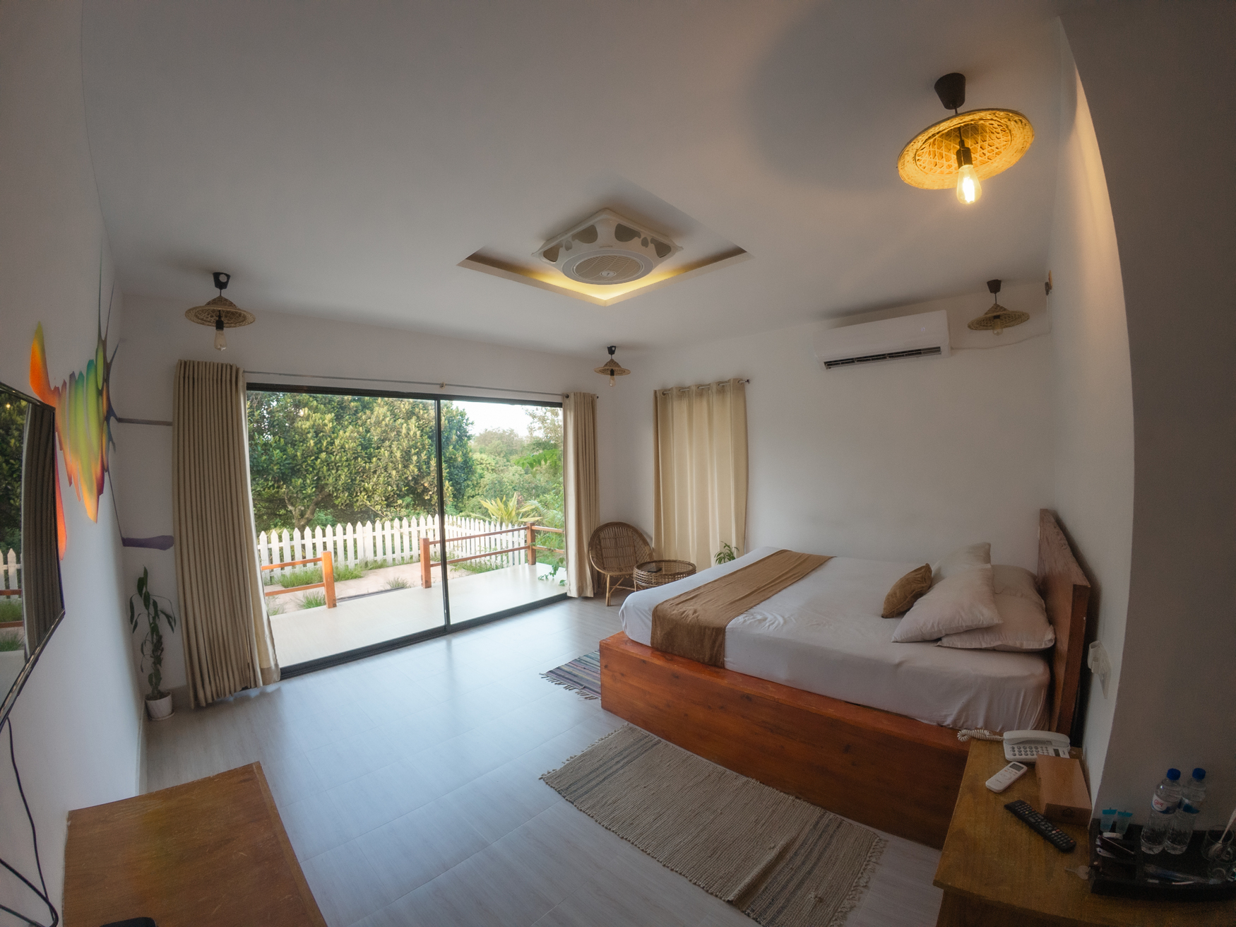 AC Villa - Room Inside